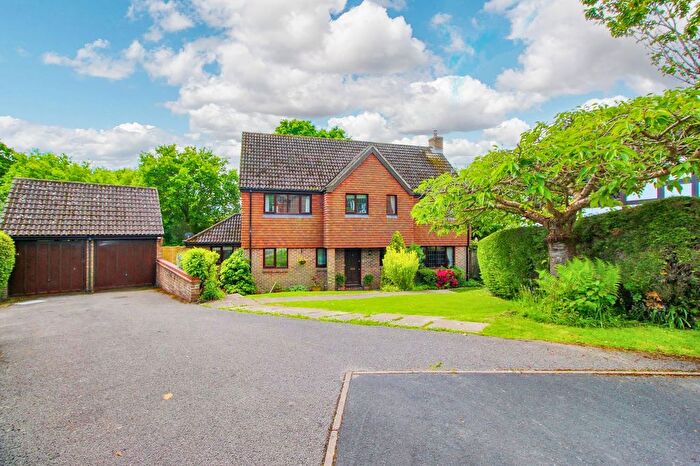 5 Bedroom Detached House For Sale In Britts Farm Road, Buxted, TN22