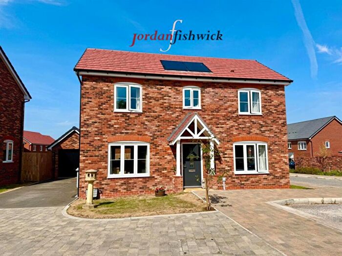 3 Bedroom Detached House For Sale In Cypress Close, Macclesfield, SK11