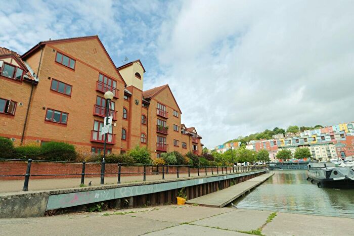 2 Bedroom Flat To Rent In Portland Court, Cumberland Close, Bristol, BS1