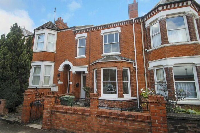 3 Bedroom Terraced House To Rent In Stratford Road, Wolverton, Milton Keynes, MK12
