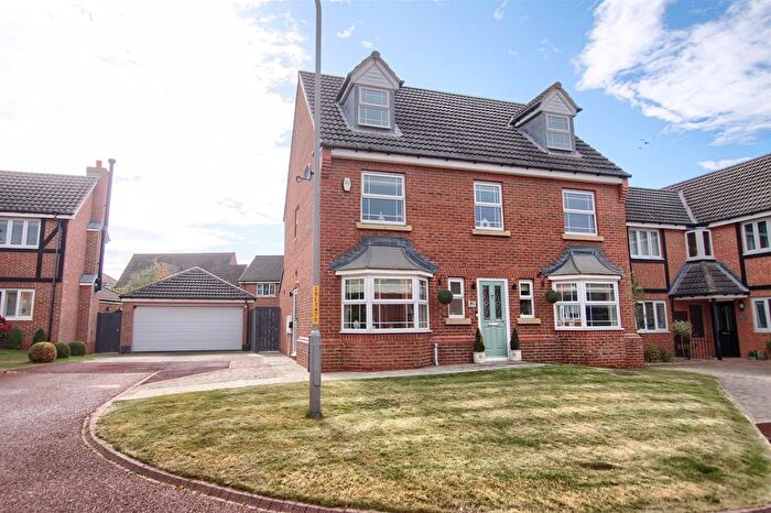 6 Bedroom Detached House To Rent In Lullingstone Crescent, Ingleby Barwick, TS17