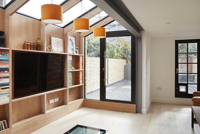 4 Bedroom Terraced House To Rent In Cyprus Street, London, E2