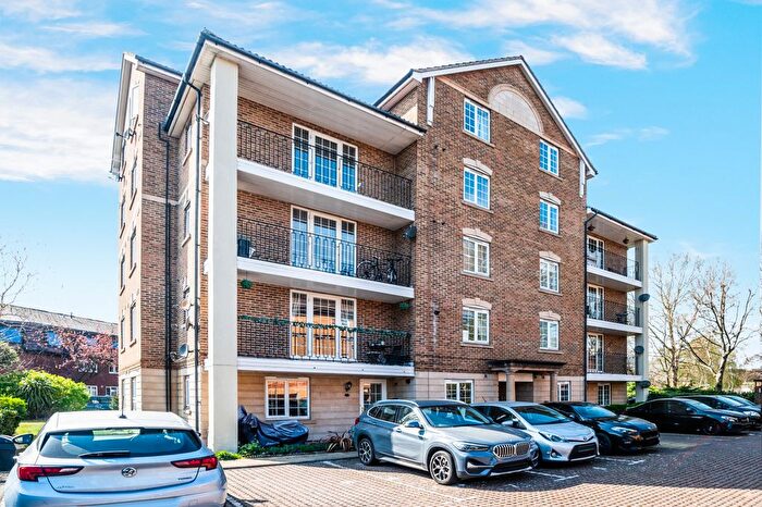 1 Bedroom Flat To Rent In Connolly House, North Road, Wimbledon, London, SW19