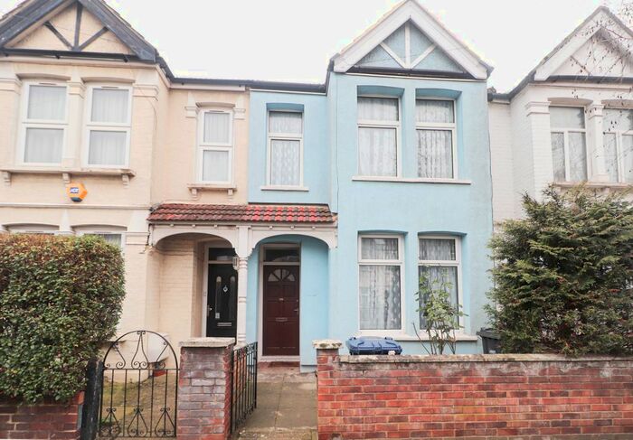 4 Bedroom Terraced House To Rent In Woodlands Road, Southall UB1