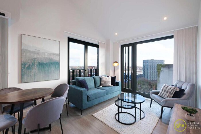 2 Bedroom Flat To Rent In Glasswater Locks, Pitt Street, Birmingham, B4