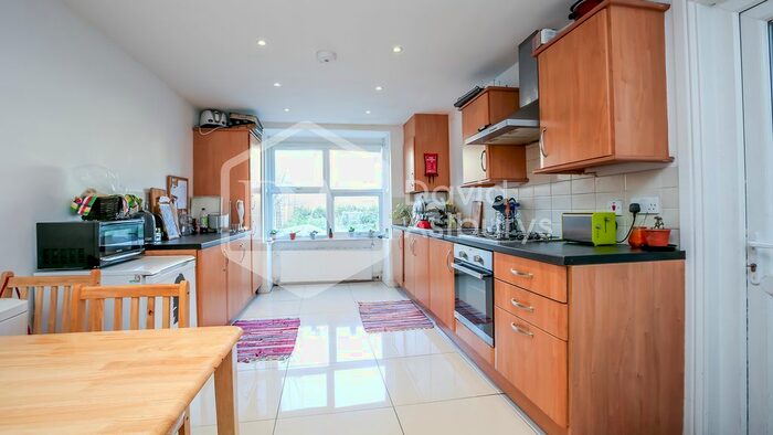 5 Bedroom Terraced House To Rent In Fairfax Road, Crouch End, London N8