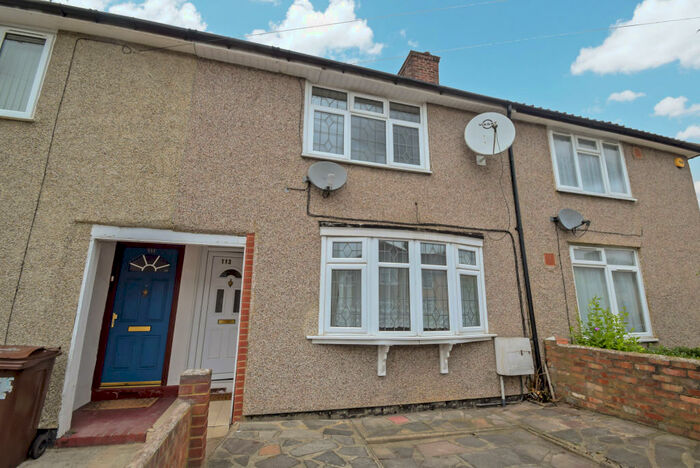 2 Bedroom House To Rent In Maxey Road, Dagenham, Essex, RM9