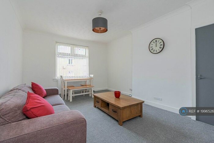 3 Bedroom Flat To Rent In Spittalfield Crescent, Inverkeithing, KY11