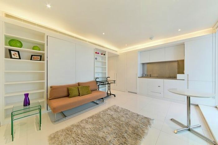 Studio To Rent In West Tower, Pan Peninsula, Canary Wharf, E14