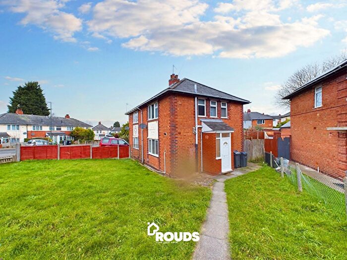 2 Bedroom Semi-Detached House To Rent In Fieldhead Road, Birmingham, West Midlands, B11