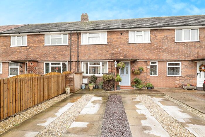 3 Bedroom Terraced House For Sale In Northfield, Barlby, Selby, YO8