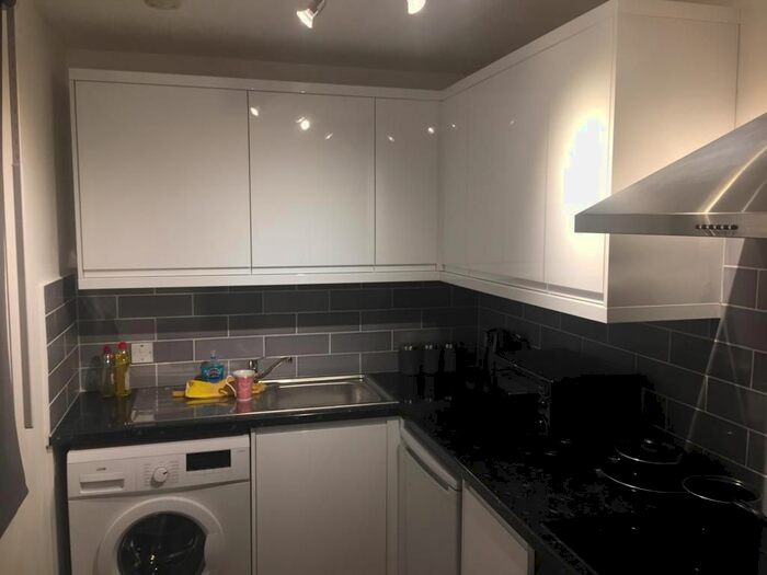 1 Bedroom Flat To Rent In Vicars Bridge Close, Wembley, HA0