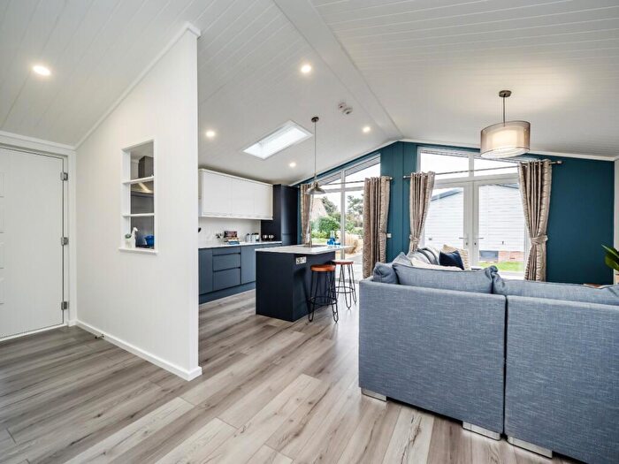 2 Bedroom Lodge For Sale In The Poplars, Burnham Market, PE31