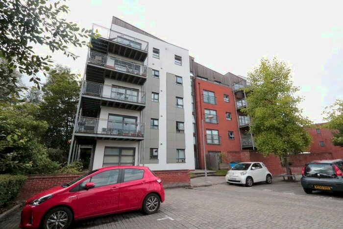 2 Bedroom Flat To Rent In Didsbury Point, Montmano Drive, Didsbury, M20