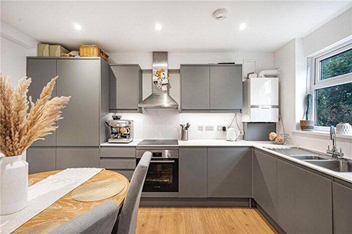 2 Bedroom Maisonette To Rent In Mill Street, Eynsham, Witney, Oxfordshire, OX29