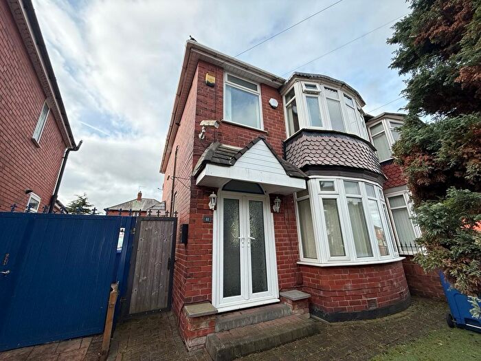 3 Bedroom Semi Detached House To Rent In Bramworth Road, Doncaster, DN4