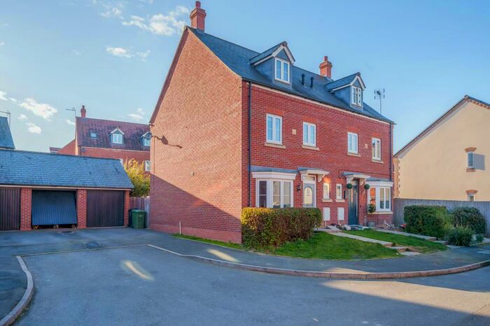 4 Bedroom Semi-Detached House For Sale In Leominster, Herefordshire, HR6