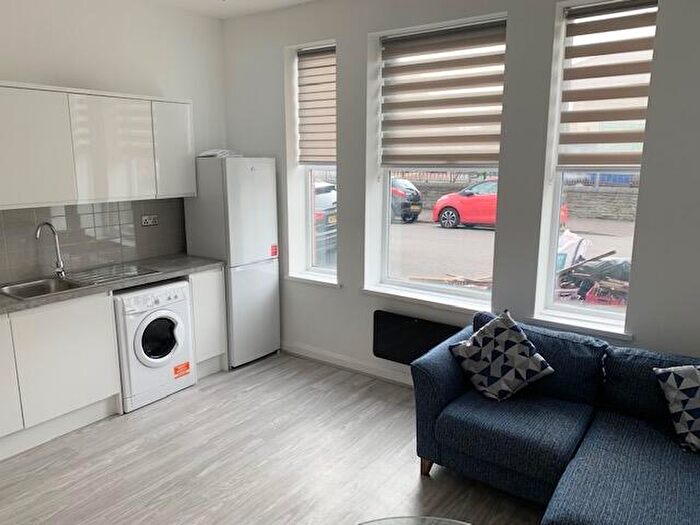 1 Bedroom Flat To Rent In Keppoch Street, Cardiff, CF24