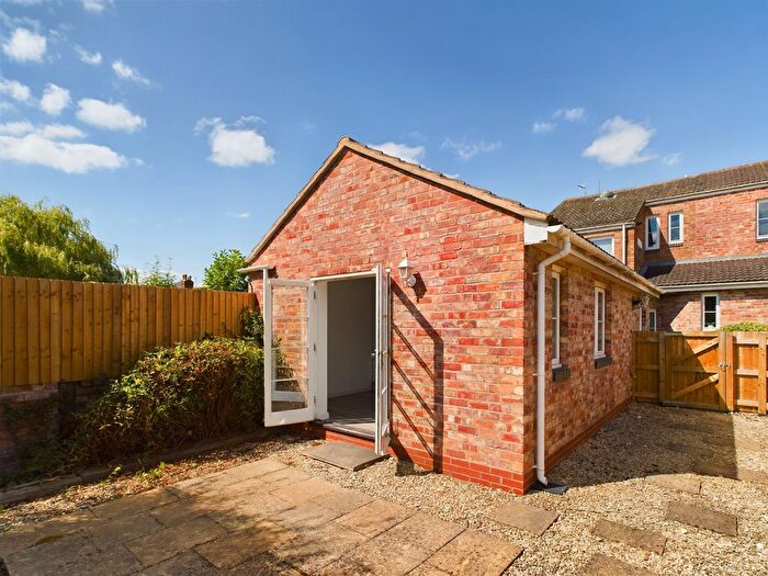 1 Bedroom Flat To Rent In Waterworks Road, Worcester, WR1