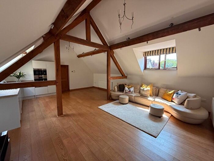 1 Bedroom Coach House To Rent In Kings Lane, CV37