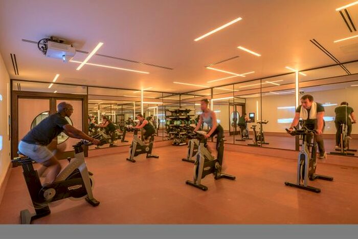 2 Bedroom Flat To Rent In Casson Square, London, SE1