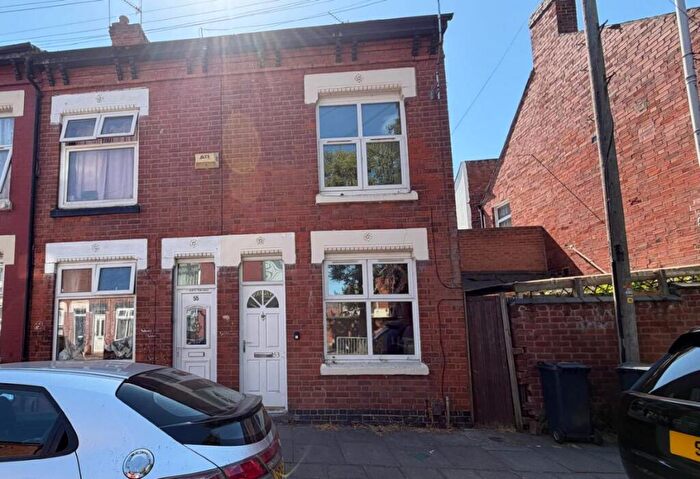 3 Bedroom End Of Terrace House For Sale In Twycross Street, Highfields, Leicester, LE2