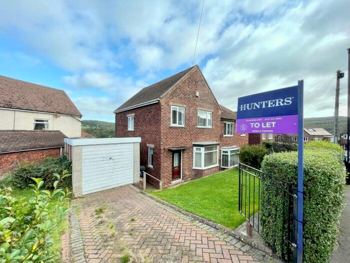 3 Bedroom Semi-Detached House To Rent In Beauchief Close, Deepcar, Sheffield, S36