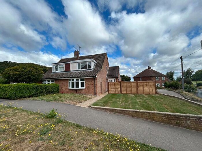 3 Bedroom Semi-Detached House To Rent In Highwood Close, Higham, Rochester, ME3