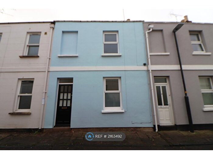 2 Bedroom Terraced House To Rent In Victoria Retreat, Cheltenham, GL50