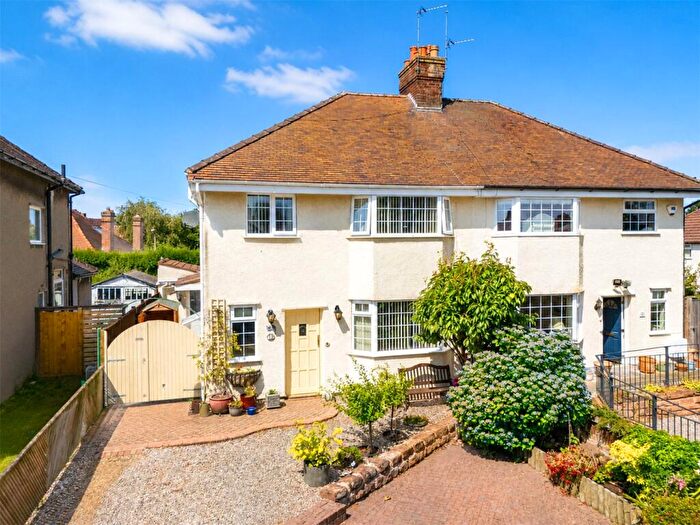 3 Bedroom Semi-Detached House For Sale In Briar Drive, Heswall, Wirral, CH60