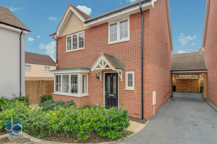 4 Bedroom Detached House To Rent In Greengage Close, Tiptree, CO5