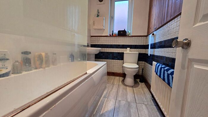 1 Bedroom Semi-Detached House To Rent In Conduit Road, Sheffield, S10