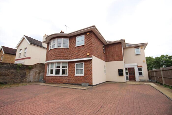 2 Bedroom Flat To Rent In A Elm Road, Sidcup, Kent, DA14