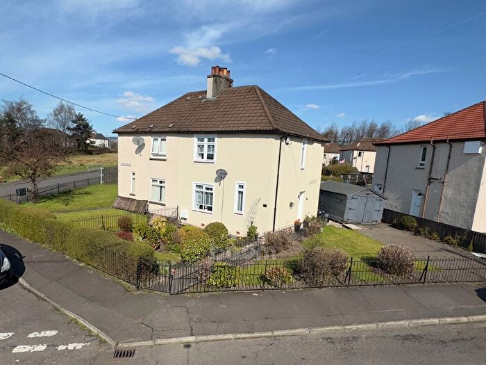 3 Bedroom Semi-Detached House For Sale In Longbar Avenue, Glengarnock, KA14