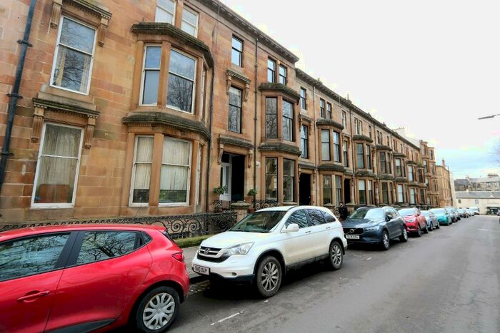 2 Bedroom Flat To Rent In Athole Gardens, Glasgow, G12