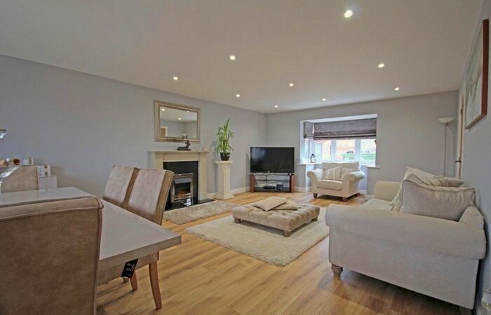 4 Bedroom Detached House To Rent In Kilne Lodge, Bricklow Keep, Beamhill Road, DE13