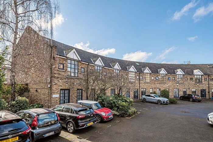 2 Bedroom Terraced House For Sale In Independent Place, Hackney, London, E8