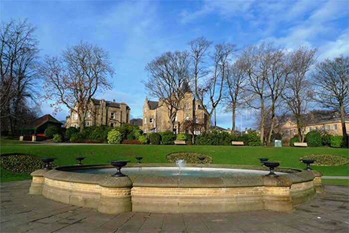 1 Bedroom Apartment To Rent In Flat Burlington House, Park Drive, Huddersfield, HD1