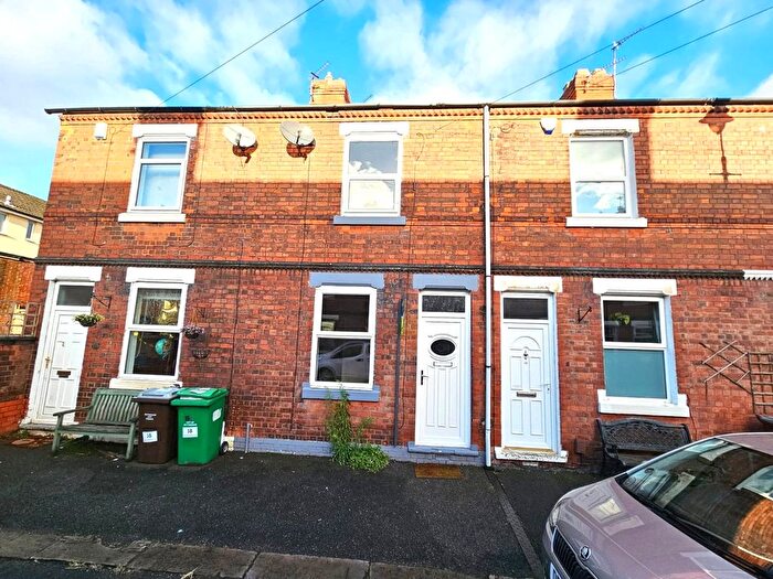 3 Bedroom Terraced House To Rent In Conisborough Terrace, Nottingham, NG2