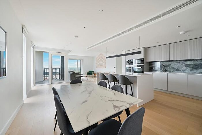 3 Bedroom Flat To Rent In Fountain Park Way, London, W12