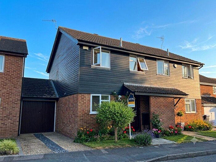 3 Bedroom Semi-Detached House For Sale In Priory Street, Newport Pagnell, MK16