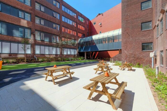 Studio For Sale In Sovereign House, Queen Street, Sheffield, S1