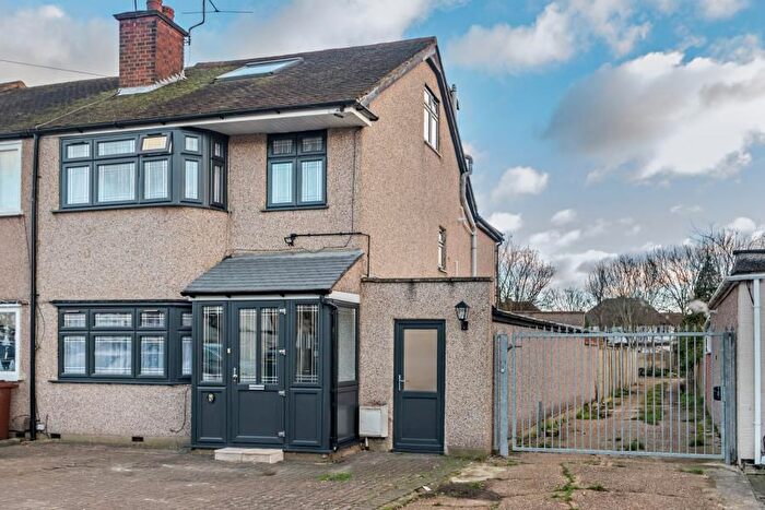 4 Bedroom End Of Terrace House To Rent In Leamington Crescent, Harrow, HA2