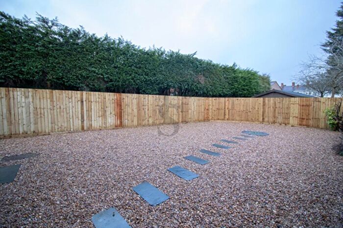 2 Bedroom End Of Terrace House To Rent In Charnwood Avenue, Whetstone, LE8