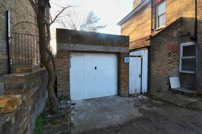 Parking/garage To Rent In Elm Road, Sidcup, DA14