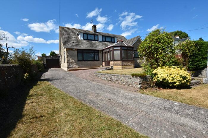 4 Bedroom Detached House For Sale In Kingshill, Nailsea, Bristol, BS48