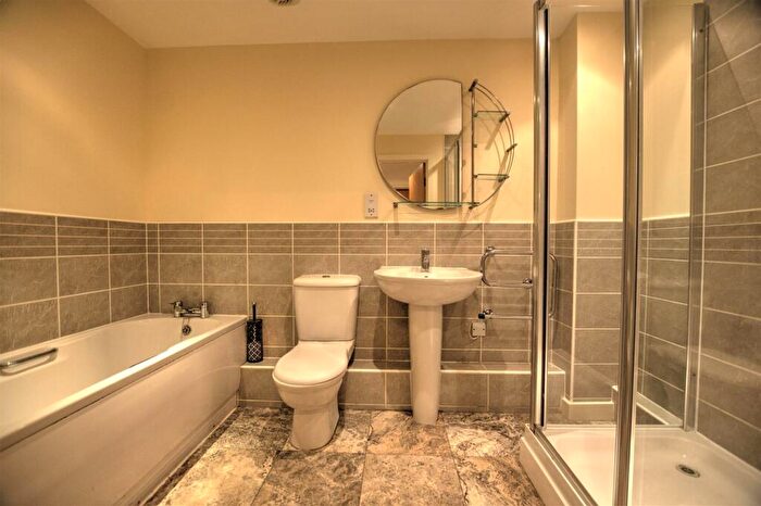 2 Bedroom Apartment To Rent In Blundellsands Road West, Blundellsands, Liverpool, L23