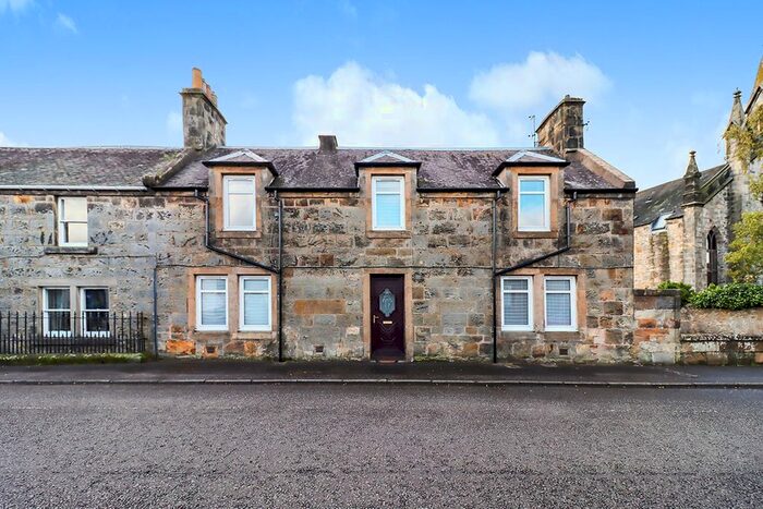 3 Bedroom Detached House To Rent In High Street, Markinch, Glenrothes, Fife, KY7