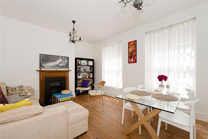 1 Bedroom Flat To Rent In Barnsbury Street, Islington, N1