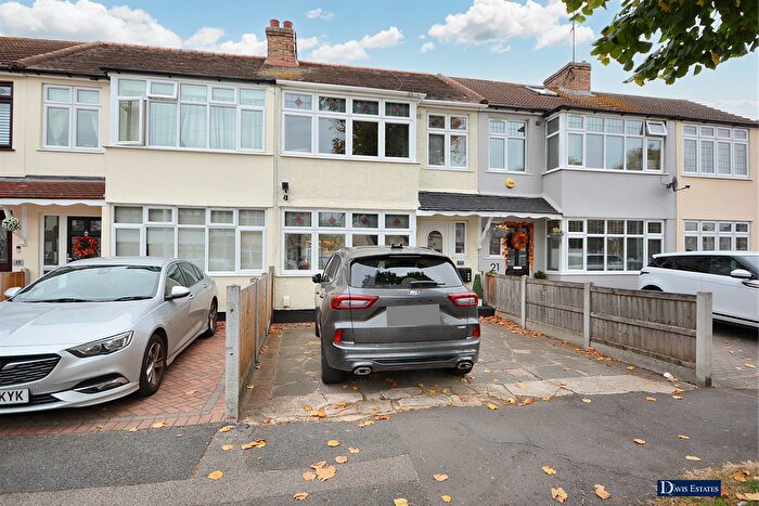 3 Bedroom Terraced House For Sale In Birch Crescent, Ardleigh Green, Hornchurch, RM11